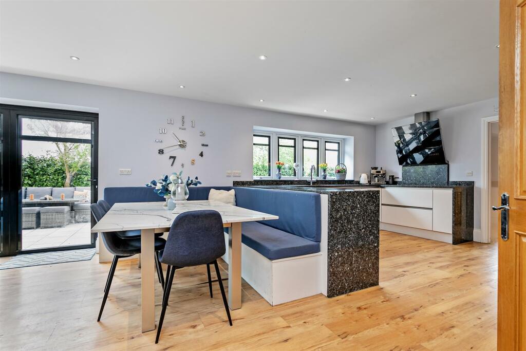 Additional property image - Gaddesden Lane, Redbourn, St. Albans
