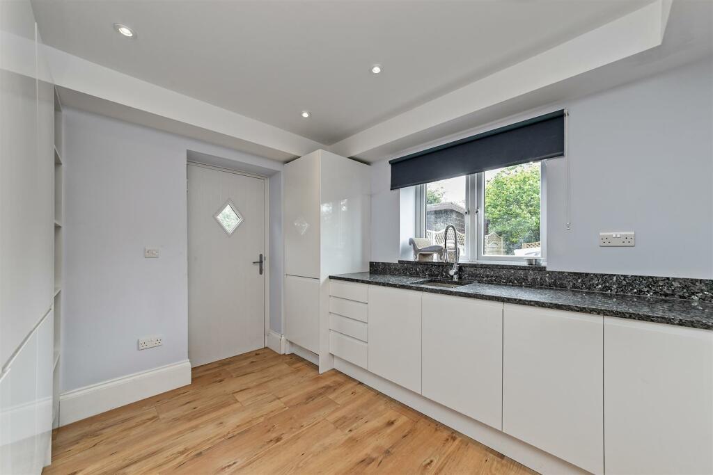 Additional property image - Gaddesden Lane, Redbourn, St. Albans