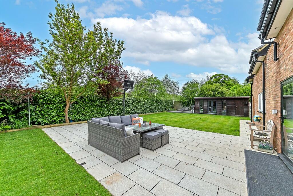 Additional property image - Gaddesden Lane, Redbourn, St. Albans