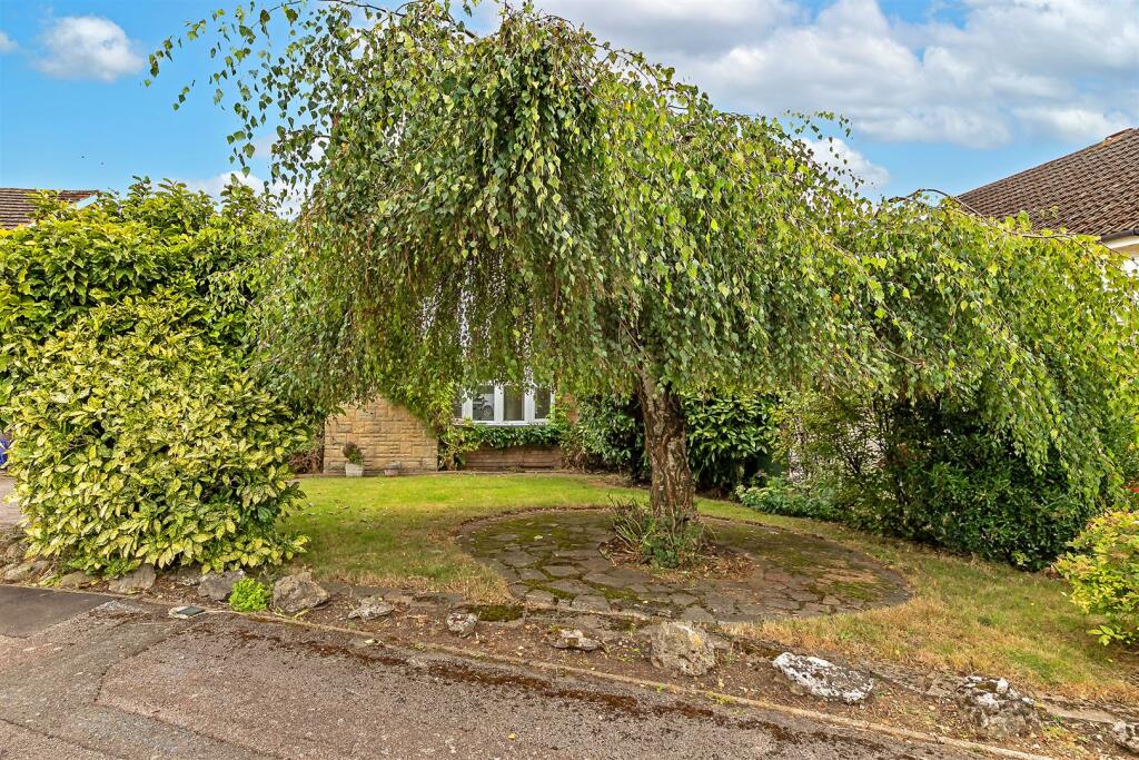 Additional property image - Wych Elms, Park Street, St. Albans