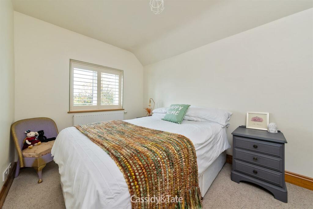 Additional property image - Bower Heath, Harpenden