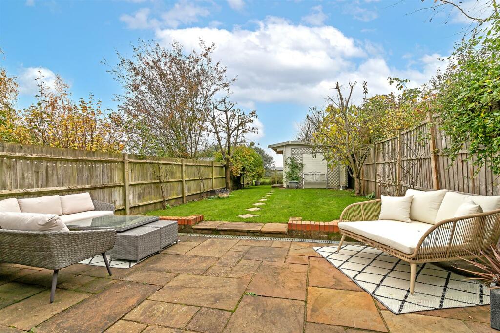 Additional property image - Bower Heath, Harpenden
