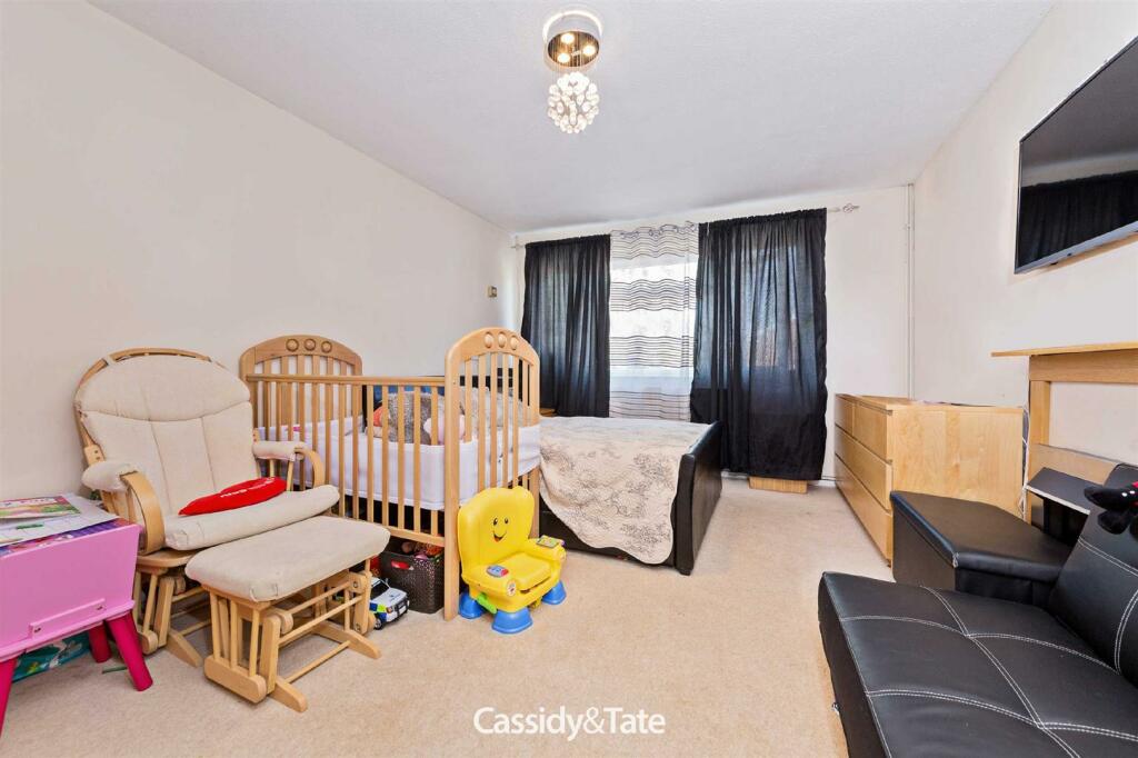 Additional property image - Tennyson Road, Chiswell Green, St Albans