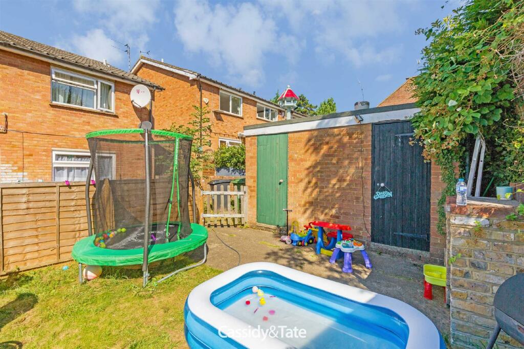 Additional property image - Tennyson Road, Chiswell Green, St Albans