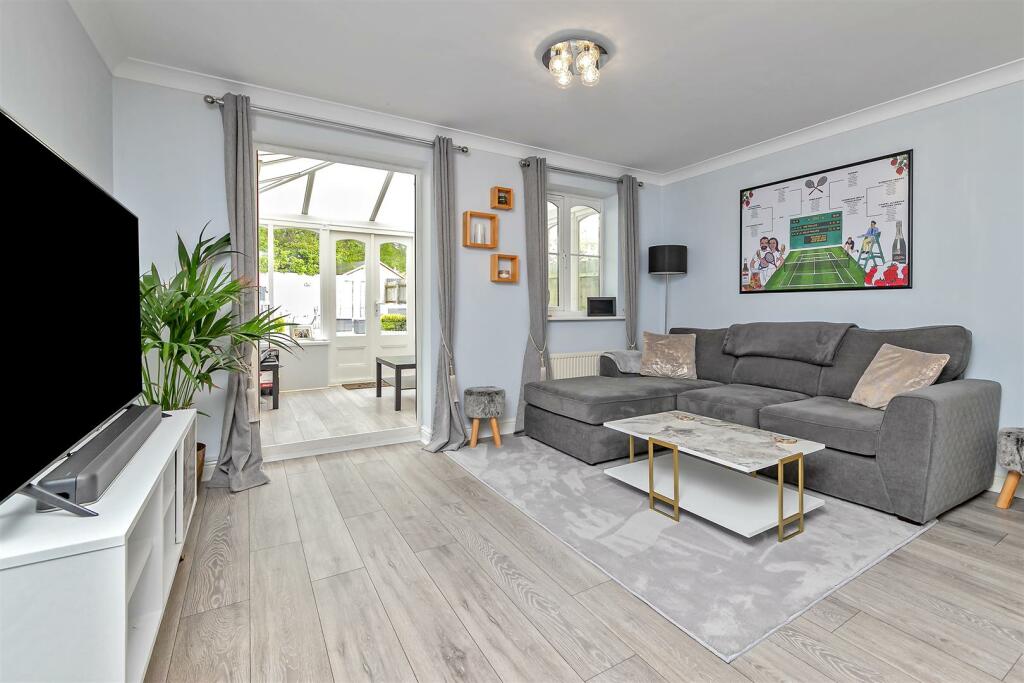 Additional property image - Liberty Walk, St. Albans