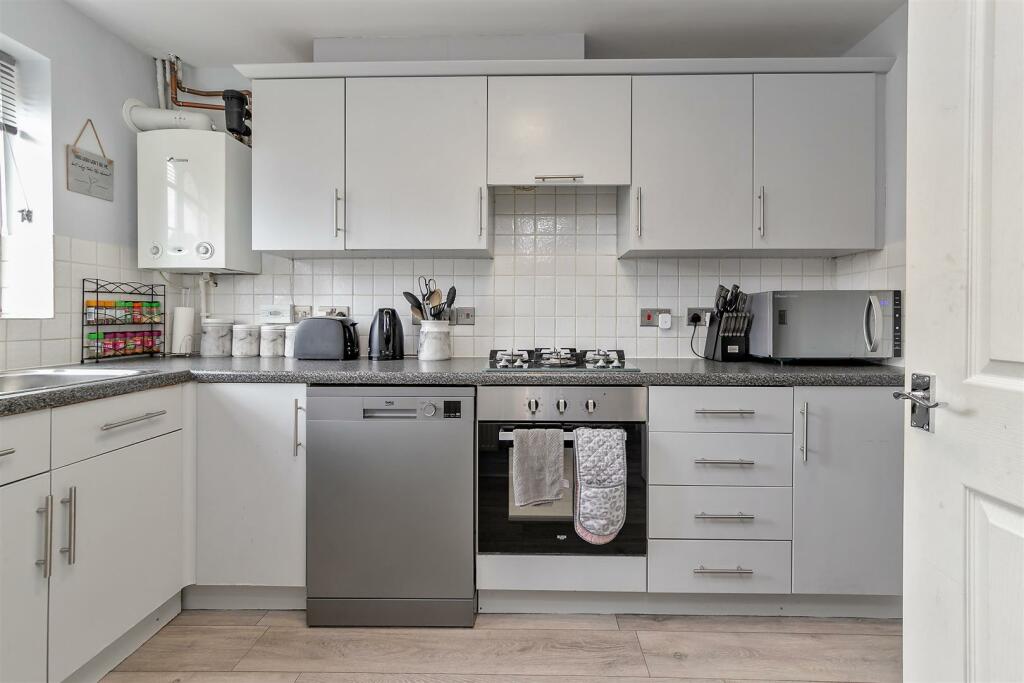 Additional property image - Liberty Walk, St. Albans