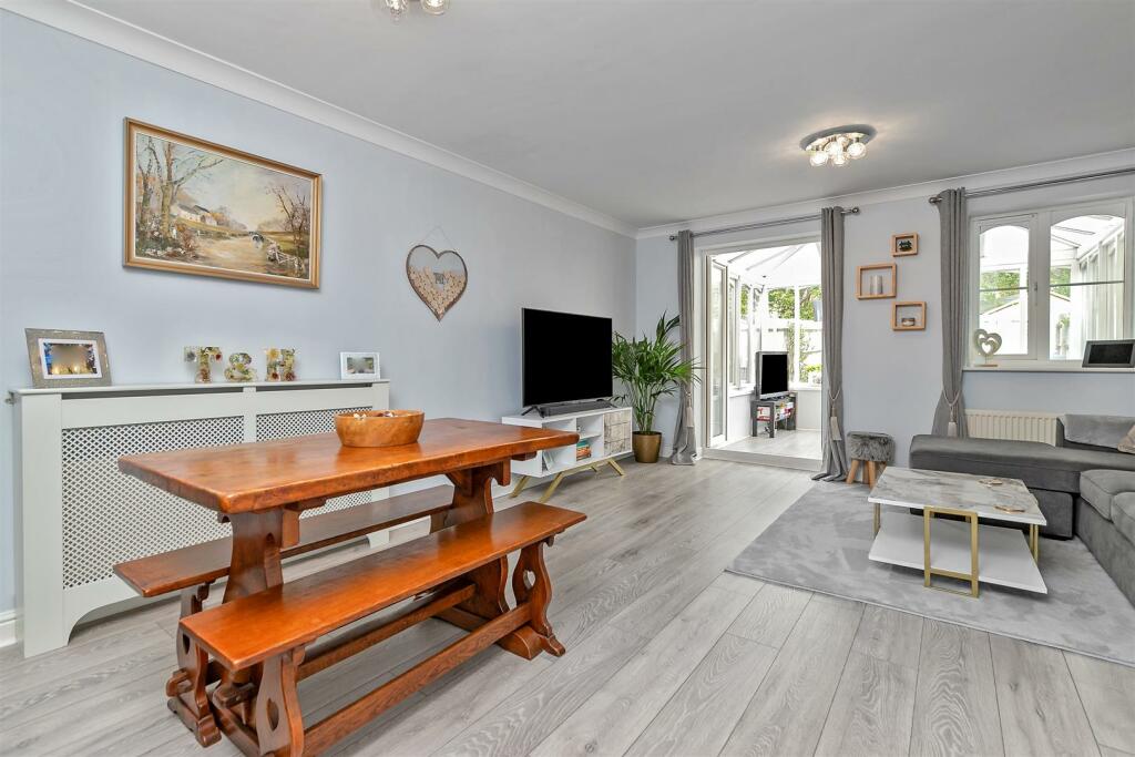 Additional property image - Liberty Walk, St. Albans