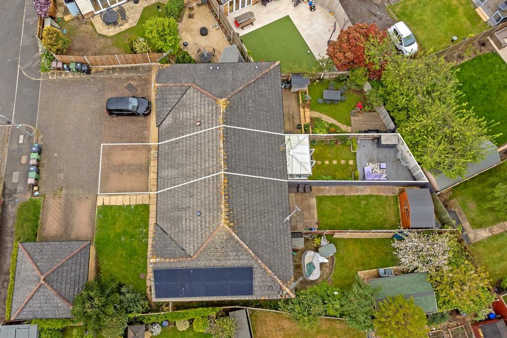 Additional property image - Liberty Walk, St. Albans