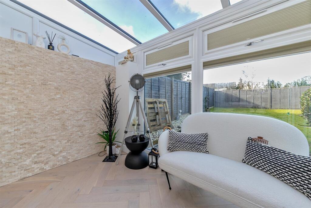 Additional image 19 of Timbercroft, Welwyn Garden City