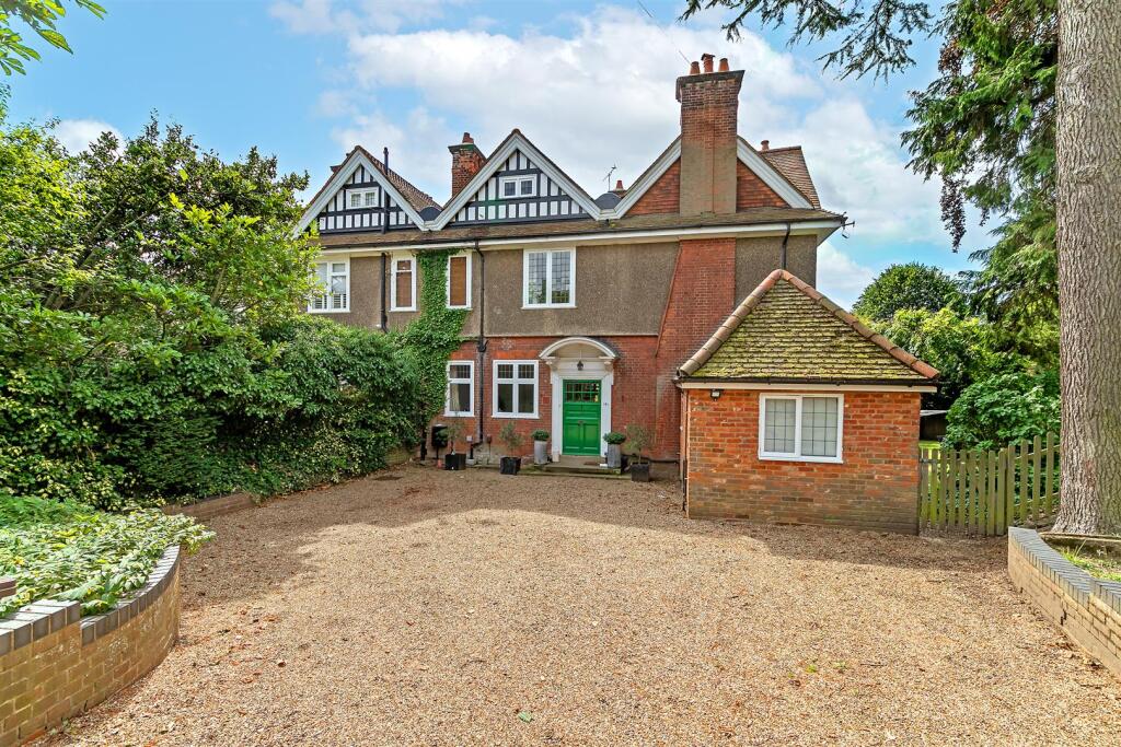 Main image of property: Avenue Road, St. Albans