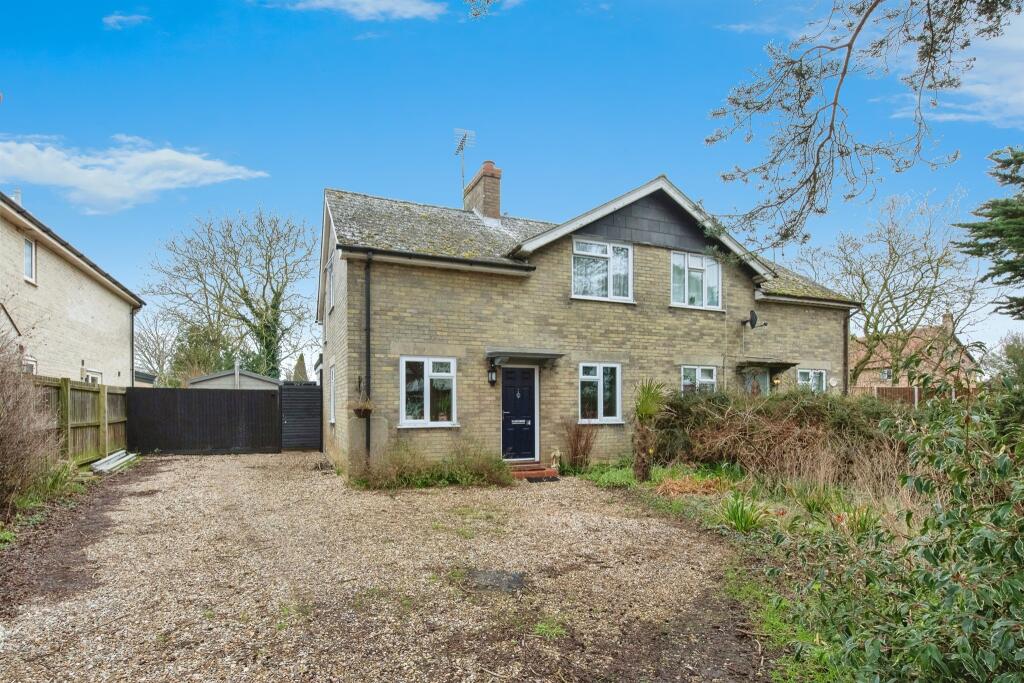 3 Bedroom Semi-detached House For Sale In Fir Tree Lane, Haughley ...