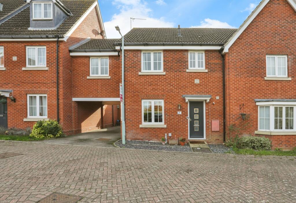 Main image of property: Jacksnipe Close, Stowmarket