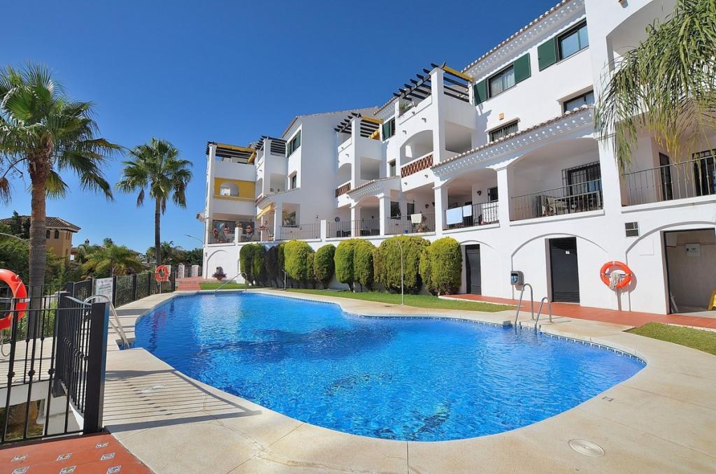 2 Bedroom Apartment For Sale In Benalmadena Pueblo Andalucia Spain