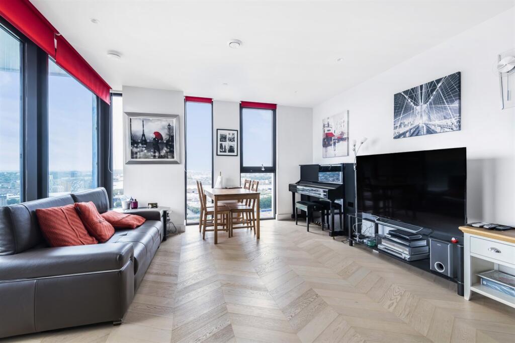Main image of property: The Waterman, Tidemill Square, Lower Riverside, Greenwich Peninsula, SE10