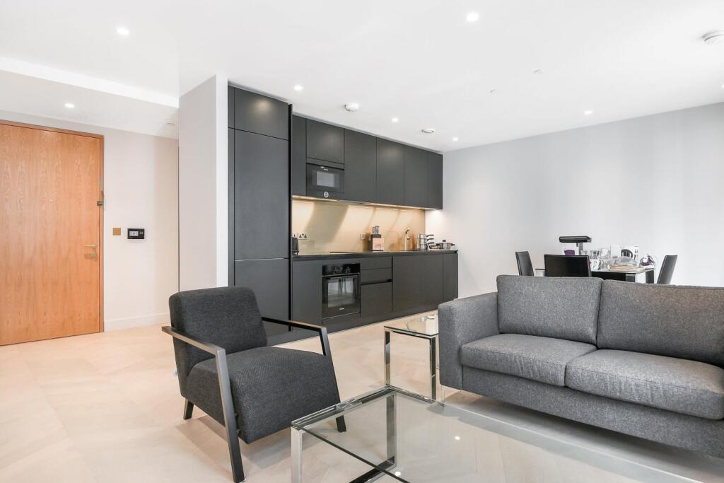Main image of property: Waterman Gardens, Tidemill Square, Lower Riverside, Greenwich Peninsula, SE10