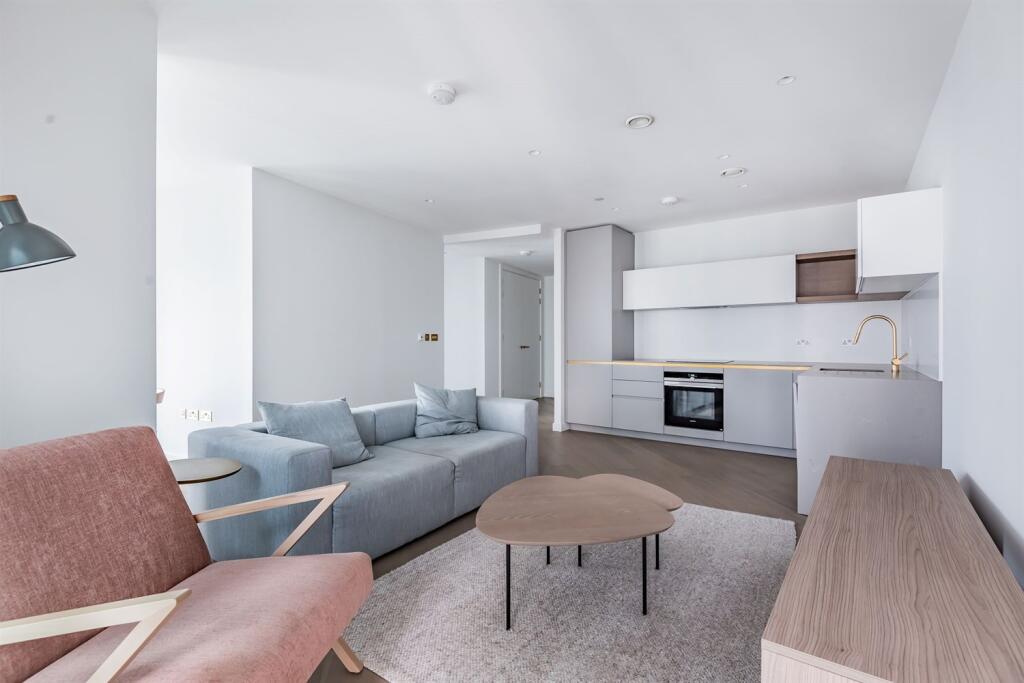 Main image of property: No.4, Upper Riverside, Cutter Lane, Greenwich Peninsula, SE10