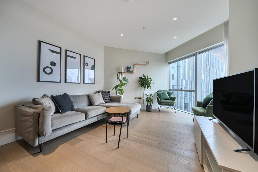 Main image of property: No.3, Upper Riverside, Cutter Lane, Greenwich Peninsula, SE10