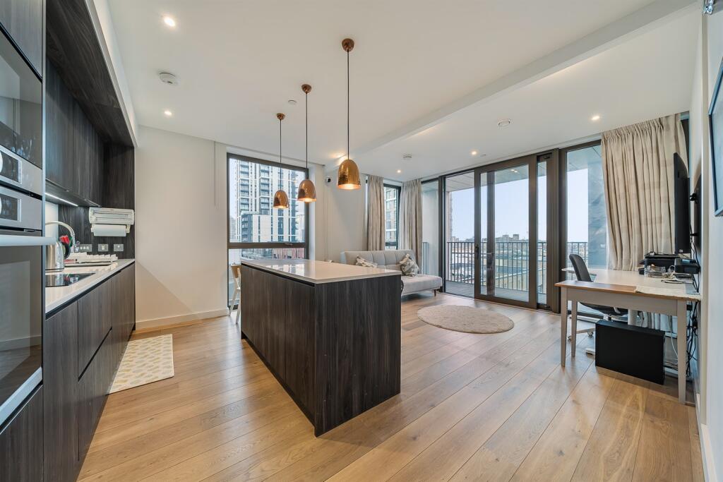 Main image of property: The Fulmar, Reminder Lane, Lower Riverside, Greenwich Peninsula, SE10