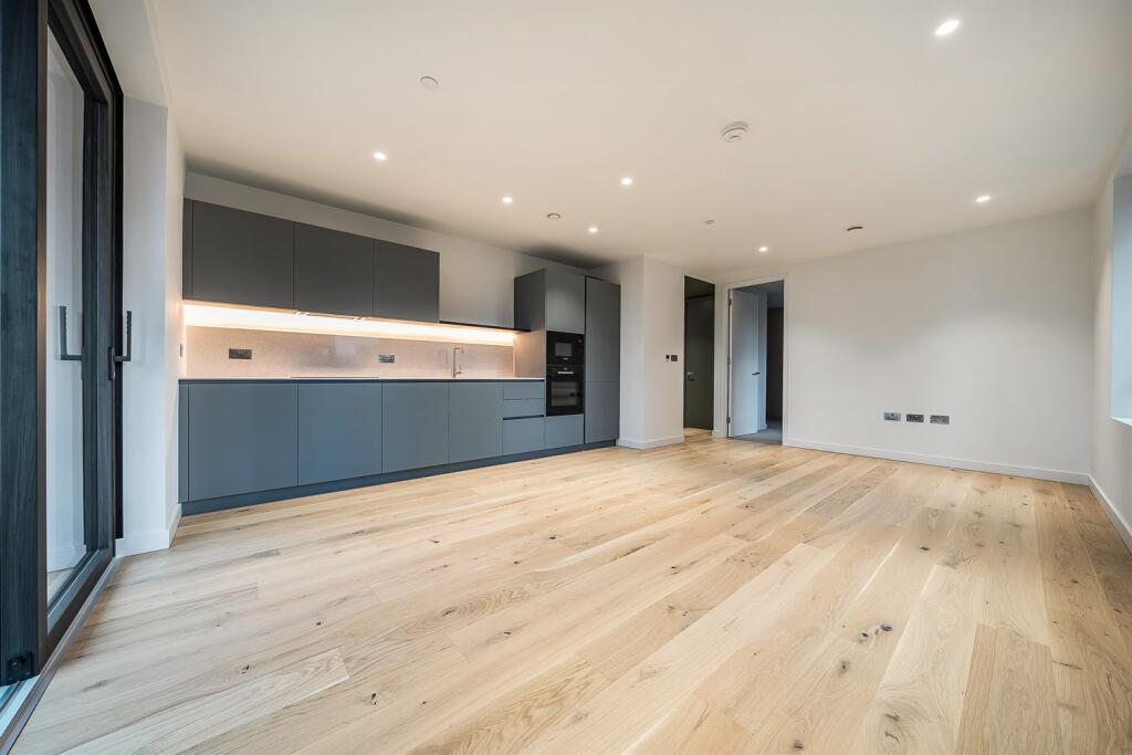 Main image of property: Peninsula Gardens, Mabyn Lane, Lower Riverside, Greenwich Peninsula, SE10