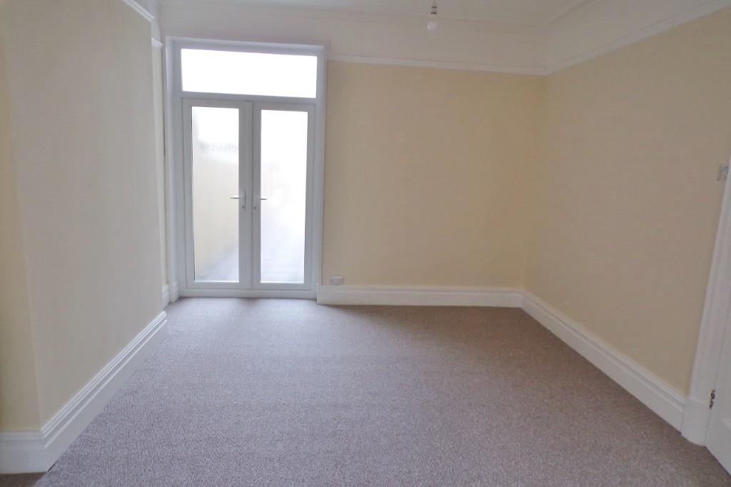 6 bedroom terraced house for sale in Mary Street, Porthcawl, South