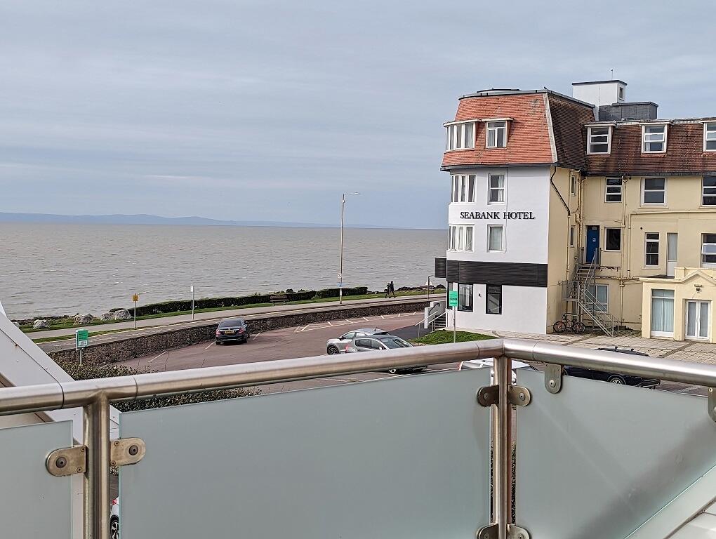 1 bedroom apartment for sale in Flat 3, 1 Picton Avenue, Porthcawl
