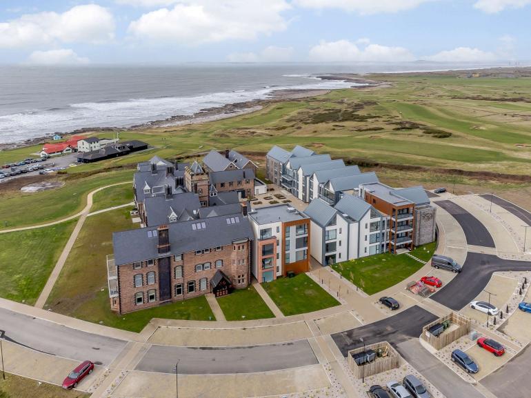 Additional property image - Rest Bay, Porthcawl, Bridgend (County of), CF36