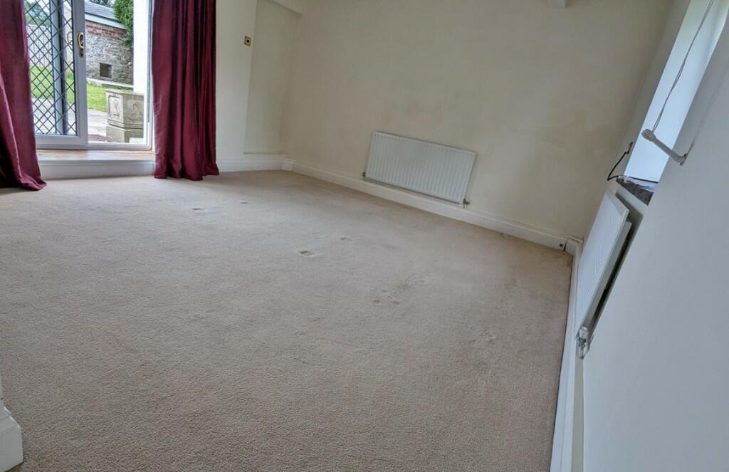 Additional property image - Wigfach House, Wigfach, Llaleston, CF32 0NH