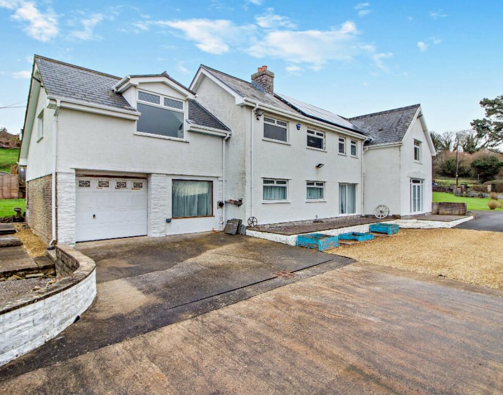 Additional property image - Wigfach House, Wigfach, Llaleston, CF32 0NH