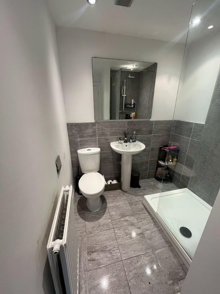 Additional property image - Esplanade Avenue, Porthcawl, Bridgend (County of), CF36