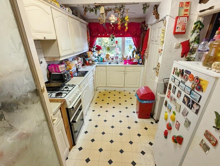 Additional property image - New Road, Porthcawl, South Glamorgan, Bridgend (County of), CF36
