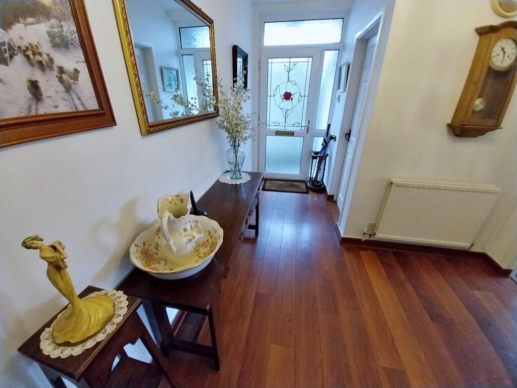 Additional property image - Heol-y-parc, CF33