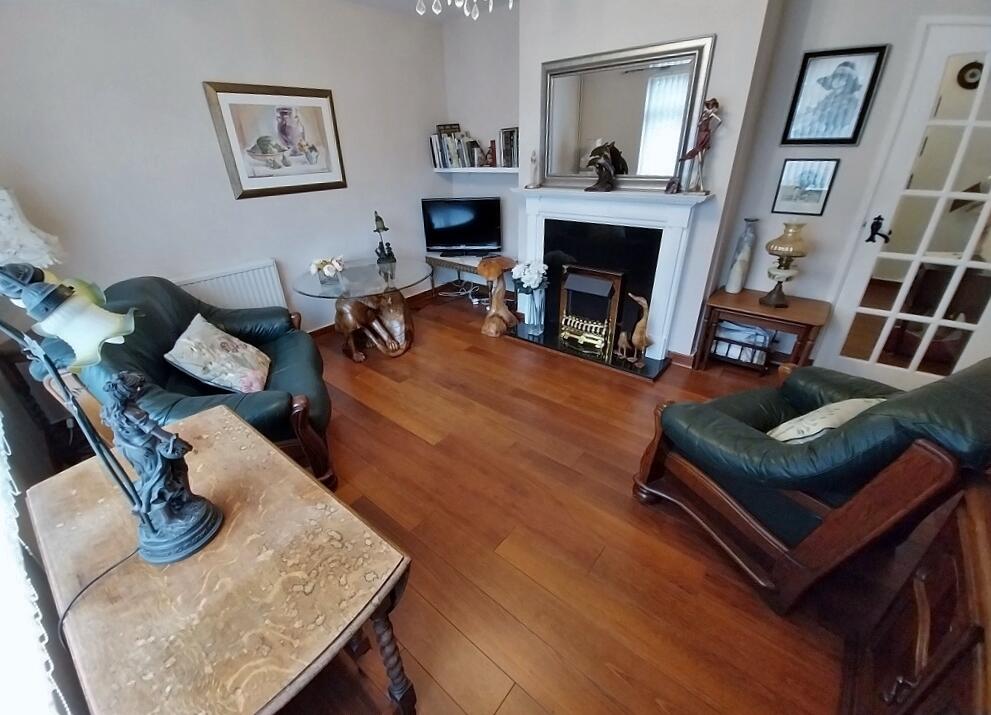 Additional property image - Heol-y-parc, CF33