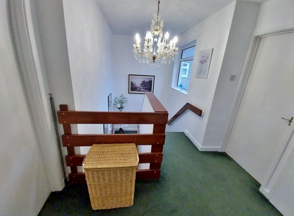 Additional property image - Heol-y-parc, CF33