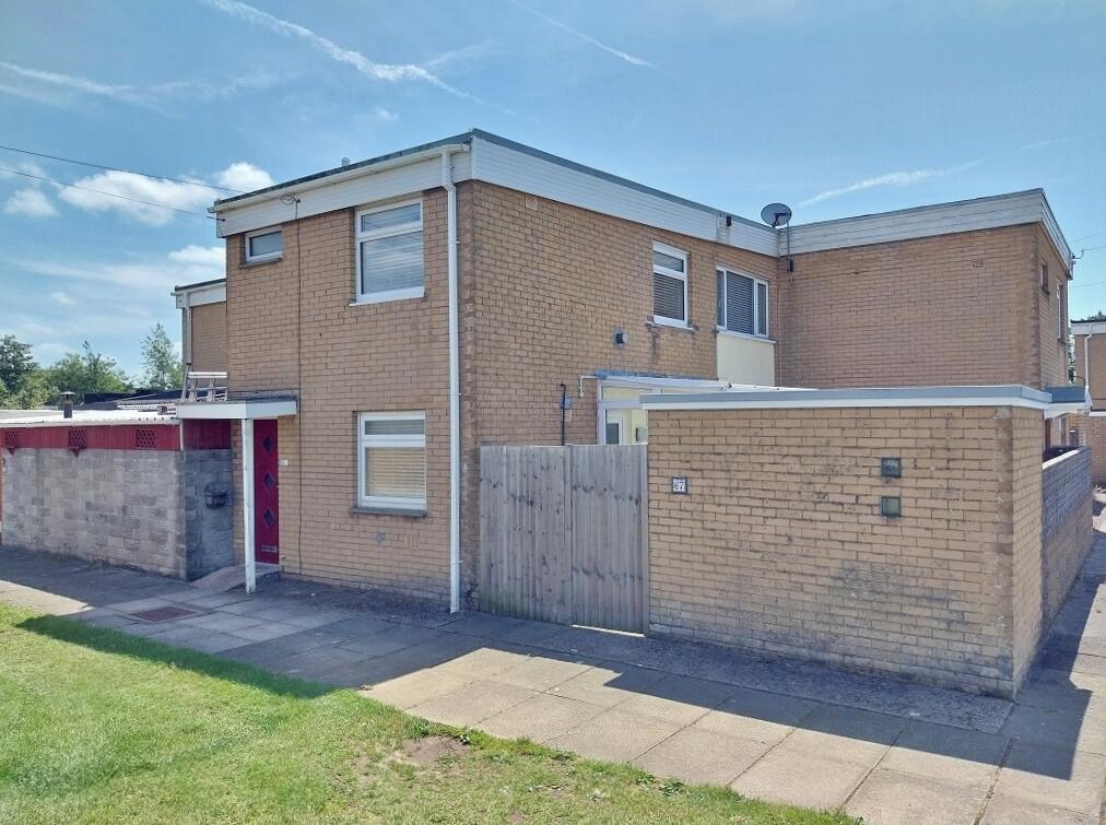 Main image of property: Pwll-y-waun, Porthcawl, South Glamorgan, Bridgend (County of), CF36
