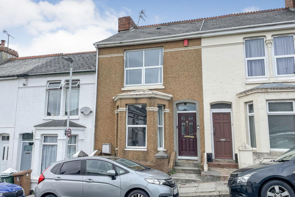Main image of property: Erith Avenue,Weston Mill,Plymouth,Devon,PL2 2EG