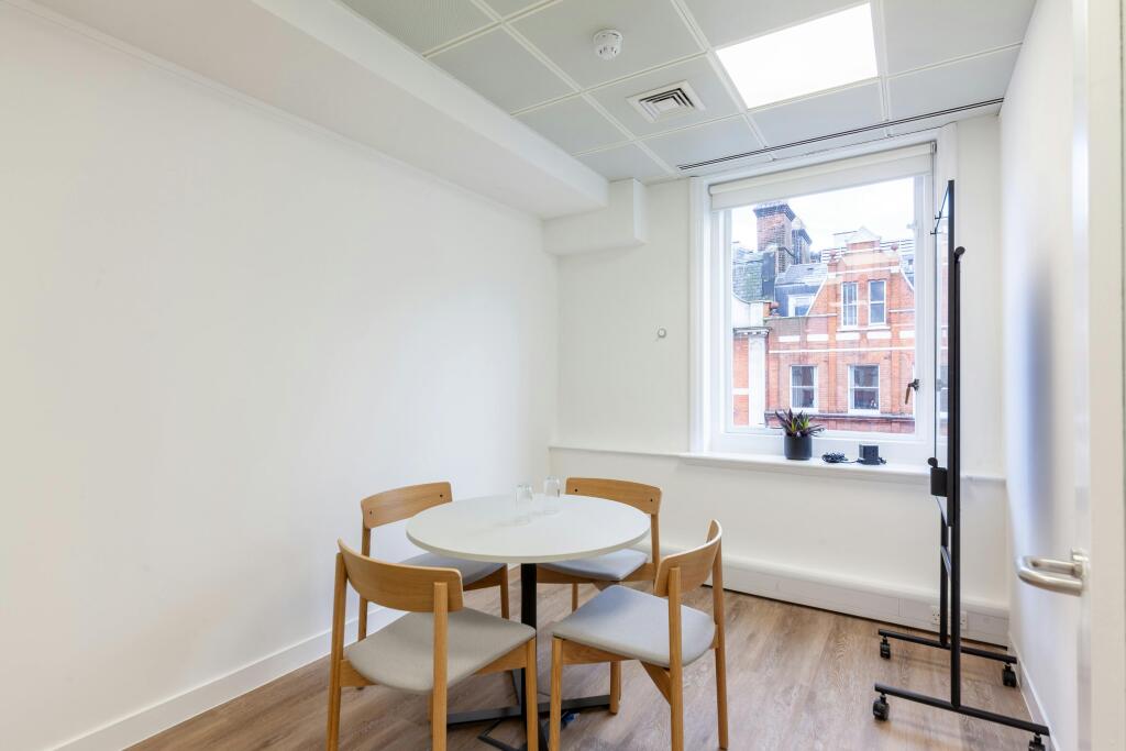 1921 Great Portland Street  3rd Floor 07.jpg