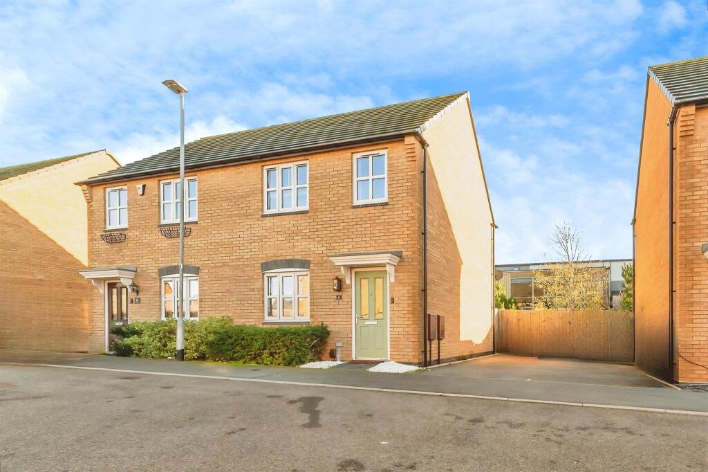 Main image of property: Spring Close, West Bridgford, Nottingham