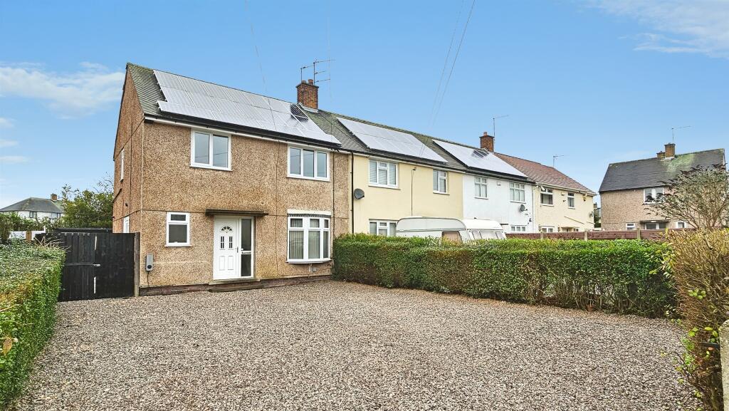 Main image of property: Stirling Grove, Nottingham