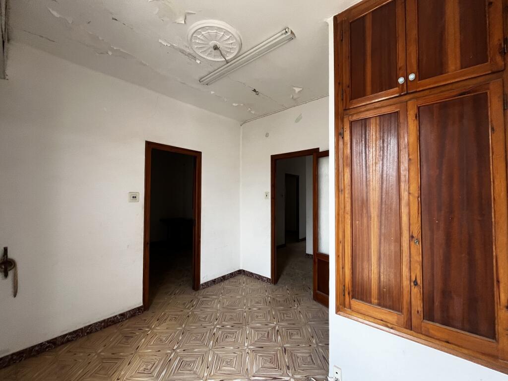 Main image of property: Valencia, Valencia, Rafelbunyol