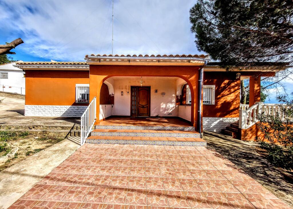 Main image of property: Valencia, Valencia, Montserrat