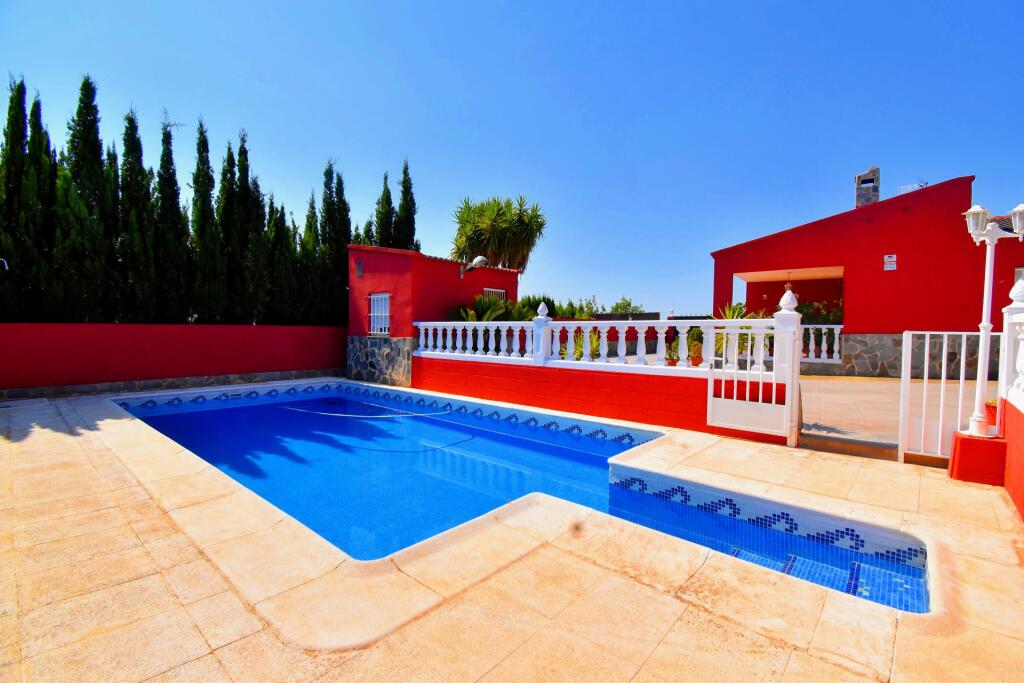 Main image of property: Valencia, Valencia, Montroy