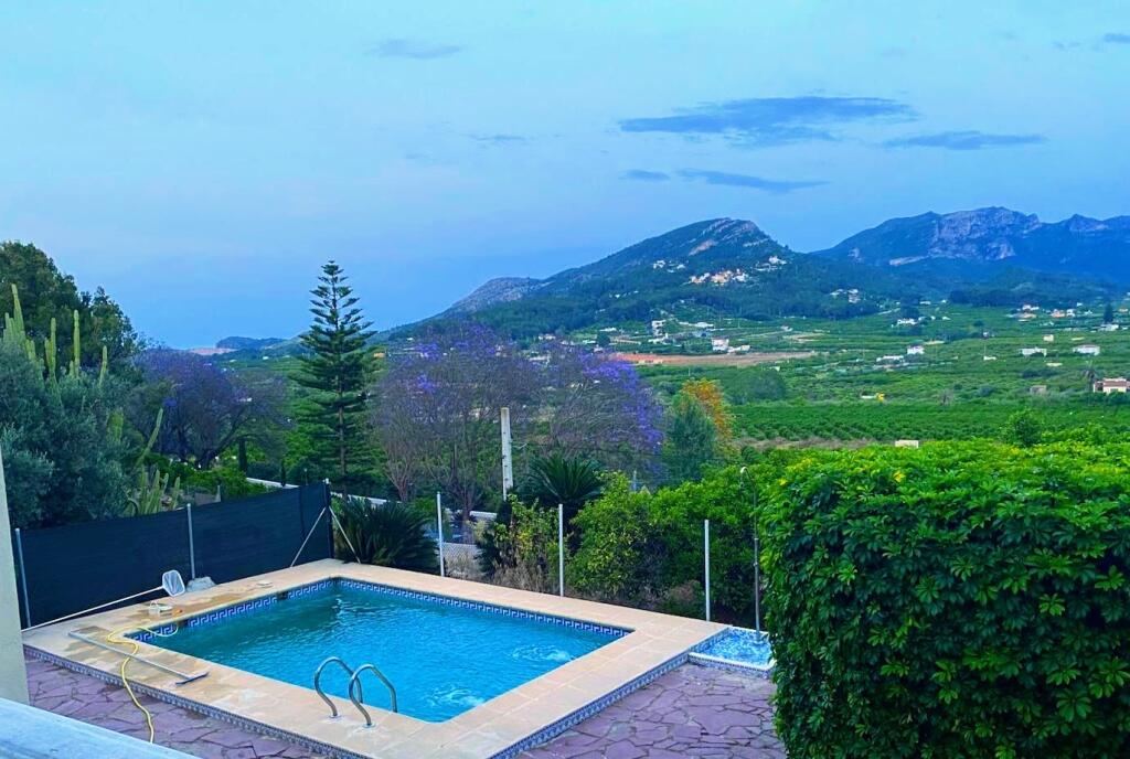 Main image of property: Valencia, Valencia, Alzira