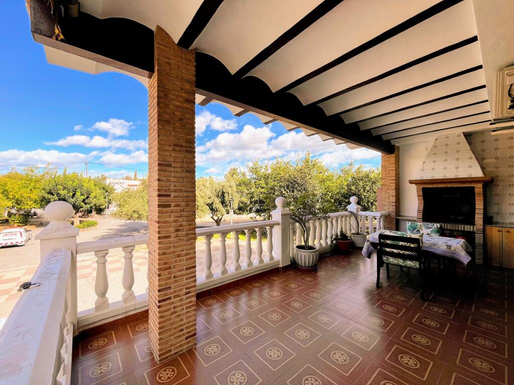 Main image of property: Valencia, Valencia, Paterna