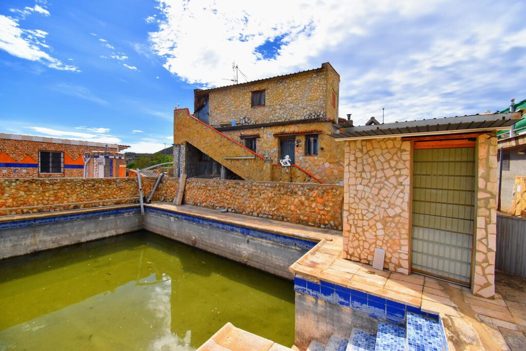 Main image of property: Valencia, Valencia, Montroy