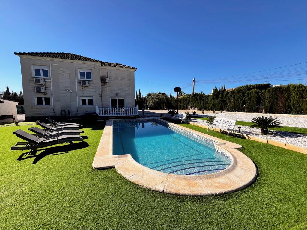 Main image of property: Valencia, Valencia, Lliria