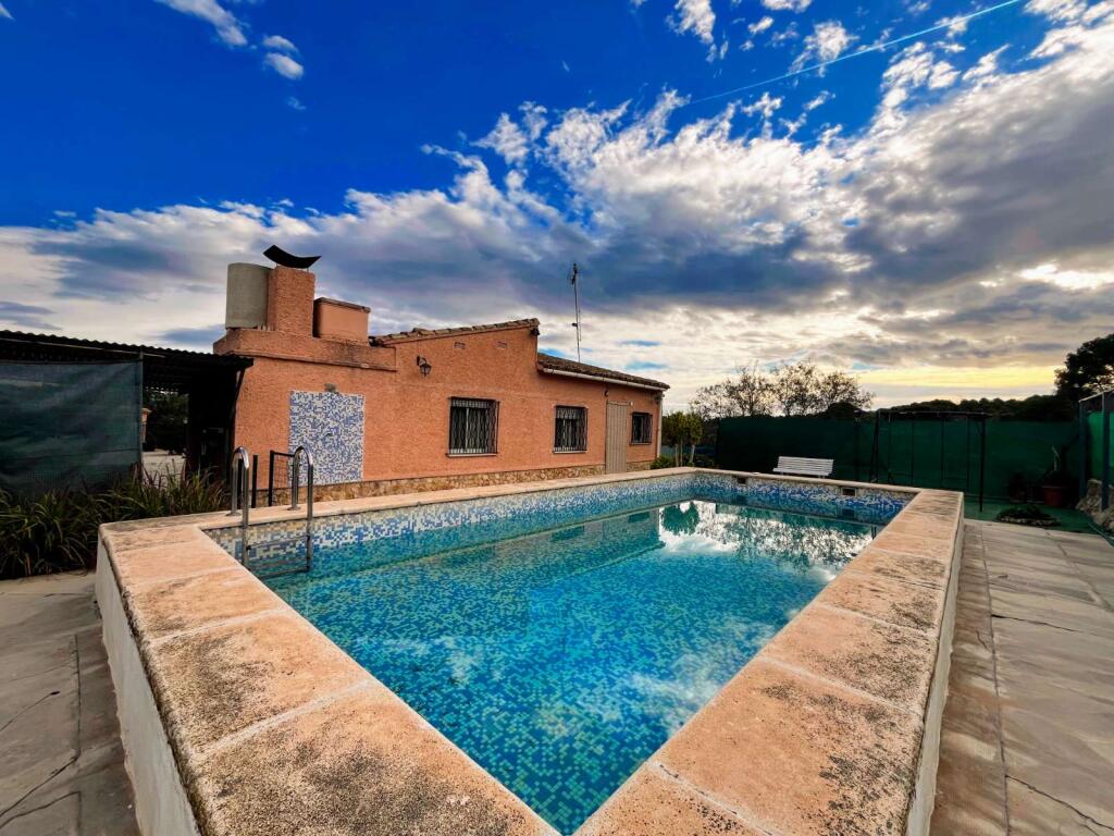 Main image of property: Valencia, Valencia, Lliria