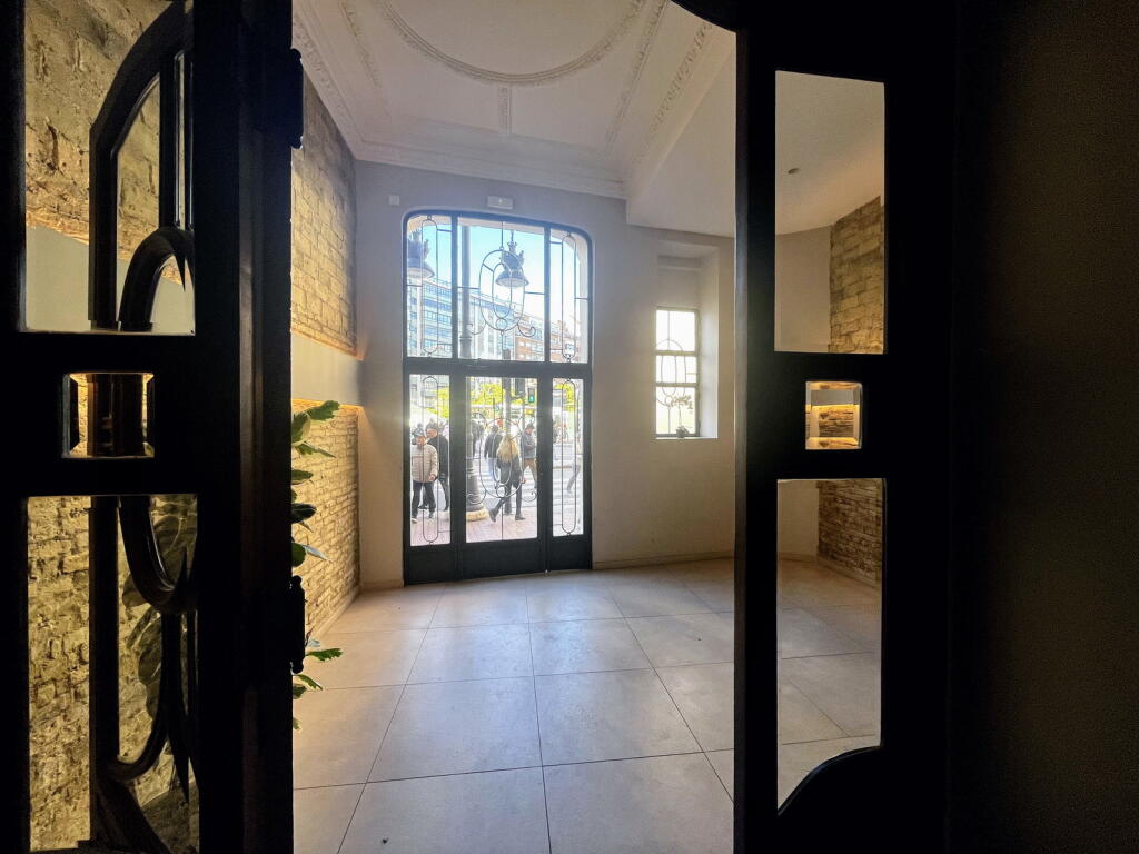 Main image of property: Valencia, Valencia