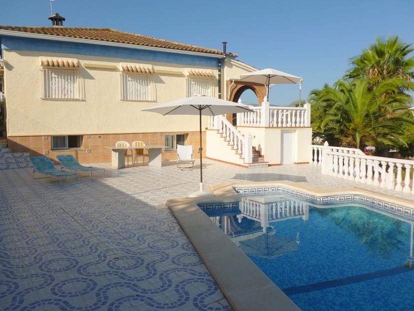 5 bedroom villa for sale in Valencia, Valencia, Pedralba, Spain