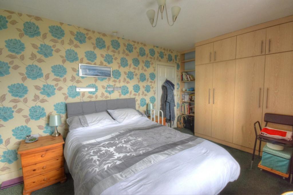 3 bedroom house for sale in Church Hill, Reighton, Filey, YO14