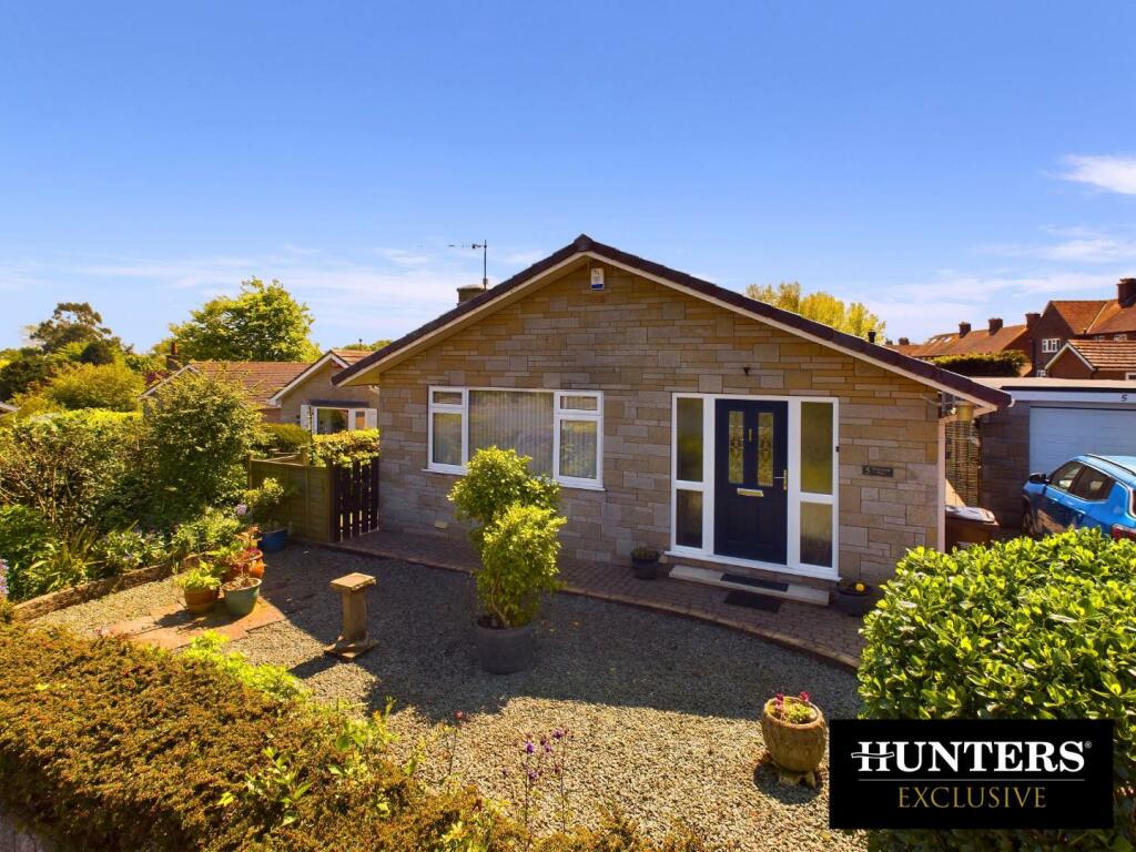 4 bedroom detached bungalow for sale in Wentworth Way, Hunmanby, Filey, YO14
